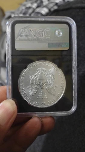 2018 W BURNISHED SILVER EAGLE NGC MS70 FIRST DAY OF ISSUE FDI 1ST LABEL