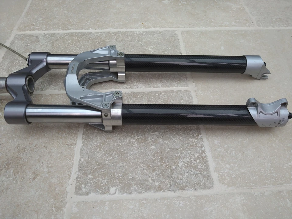 PACE RC36 Pro Class 2 Suspension Forks Fork Carbon Fibre 1 1/8 inch Retro - Image 4 of 4