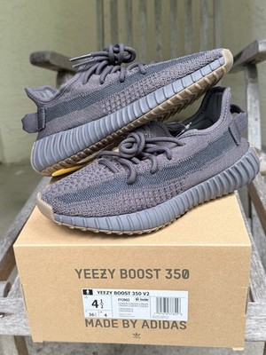 New Yeezy x Adidas Black 350 Boost V2 Cinder Sneakers US Size 4.5 FY2903 DS OG 