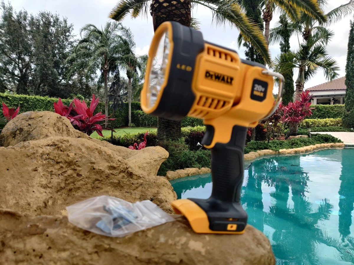 DEWALT DCL043 20V Jobsite LED Spotlight Yellow with Belt Clip New