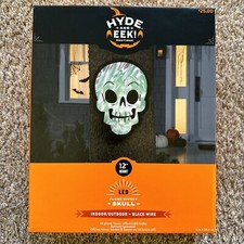 Hyde  EEK Boutique 12" LED Flame Effect Skull Light-Up Halloween Decor NEW 