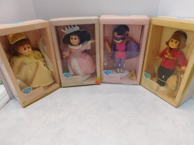 LOT OF 4 VOGUE GINNY DOLLS BEAUTY, PRINCESS, CIRCUS PERFORMER, MOUNTY FOR REPAIR