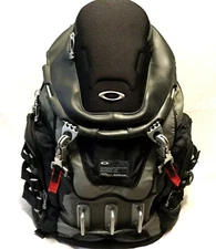 OAKLEY KITCHEN SINK BACKPACK Black / Grey 34L Tactical Field Gear Day Pack Bag