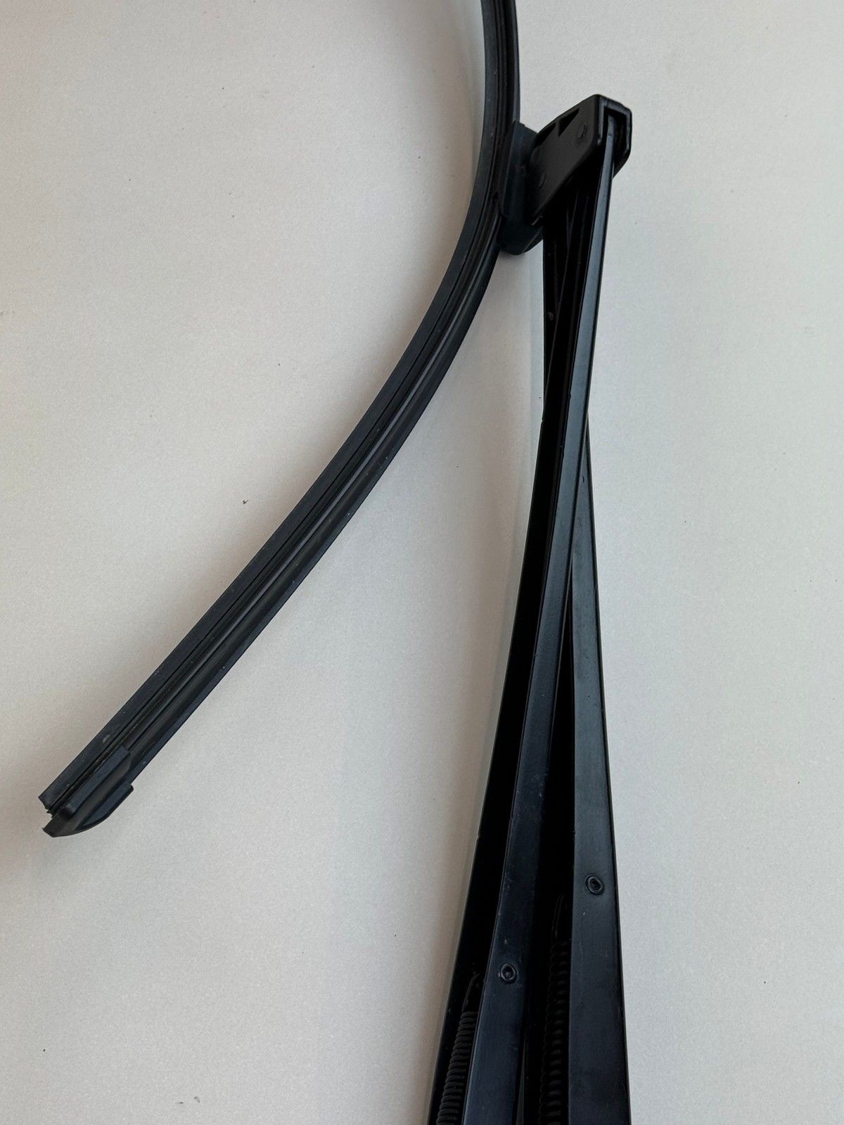 McLaren 570S 2016-2021 Left Wiper arm P/N 13A5860CP