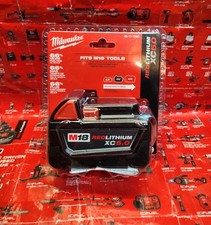 ⭐️NEW⭐️ Milwaukee M18 REDLITHIUM XC5.0 5ah Battery Pack (48-11-1852)