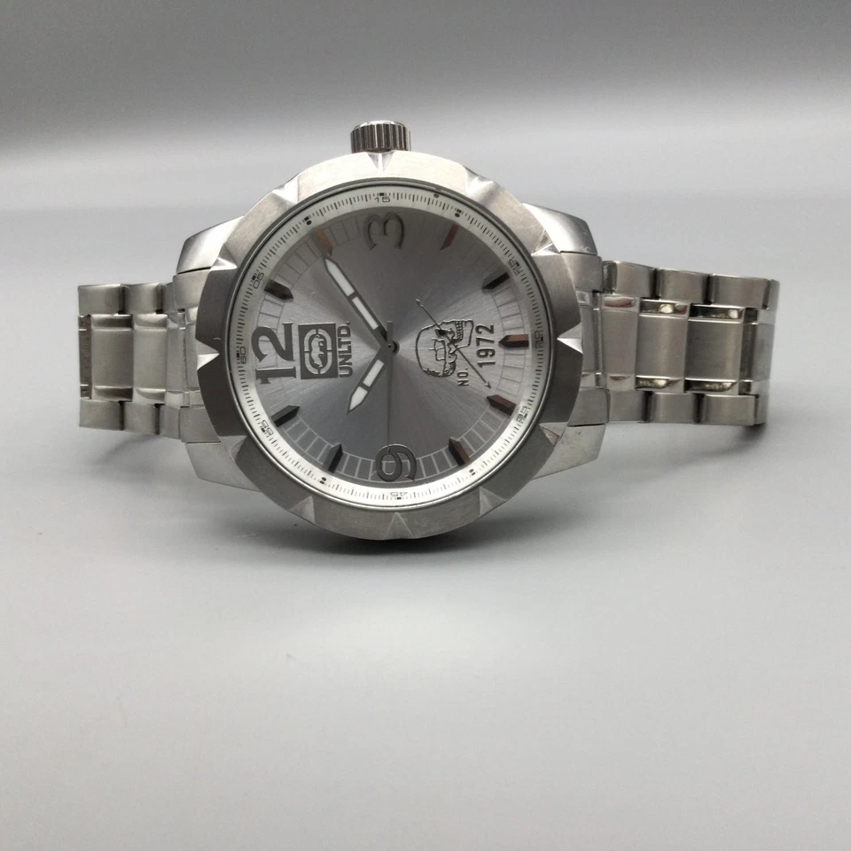Unltd. Reloj Hombre Por Marc Ecko 44mm Tono Plateado Nº 1972 Calavera Batería Nueva 8.25" Foto 4 de 4