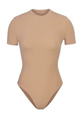 SKIMS Fits Everybody Short Sleeve T Shirt Bodysuit In Clay Taupe Size Medium