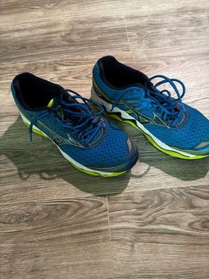Mizuno Wave Paradox 2