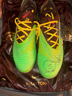 TRAVIS SCOTT SIGNED Cactus jack phantom 6 IC SP   /2