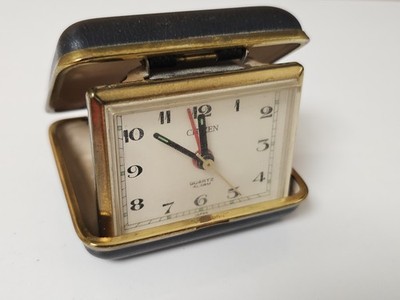 Vintage Citizen Reisewecker alt, Retro Uhr für Sammler, dunkel