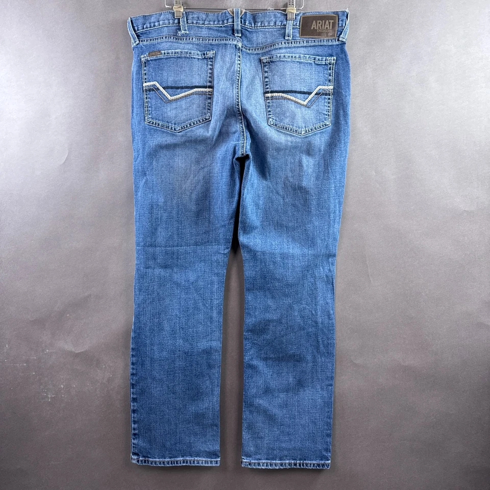 Pantalones de mezclilla Ariat Jeans para hombre 38x32 azul M4 rectos Novato Ledge Western Cowboy Foto 3 de 4