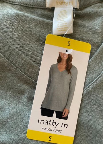 Nueva túnica para damas Matty M verde salvia cuello en V suave manga larga (talla pequeña) SP - Imagen 4 de 4
