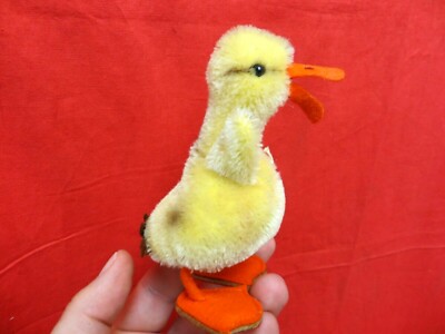  100% ORIGINAL  STEIFF : 1950's/60's :   BABY  CHIC 6910 ? 