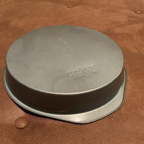 EKCO Baker's Secret 9” Baking Pan M319 Tin 1.5" Deep Carbon Steel Vintage - Picture 3 of 5