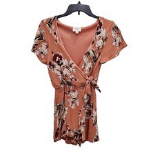 Everly Women's Peach Faux Wrap Tie Front Floral Print Romper Size S