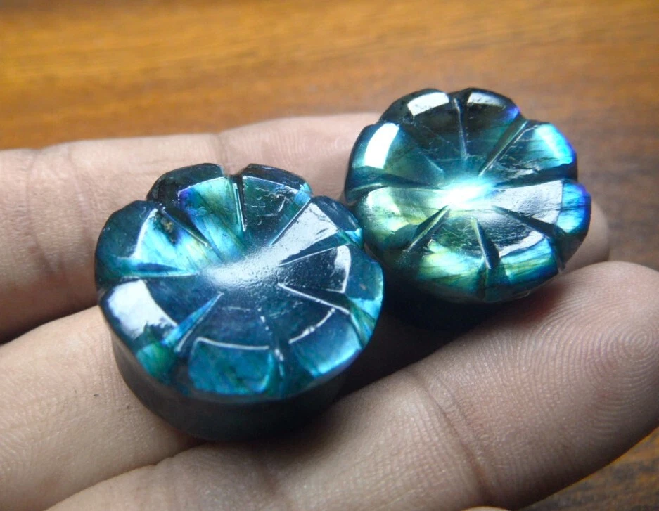 Pendientes naturales, tapones de labradorita, medidor de oreja, túneles, tapones de fuego azules Foto 2 de 4