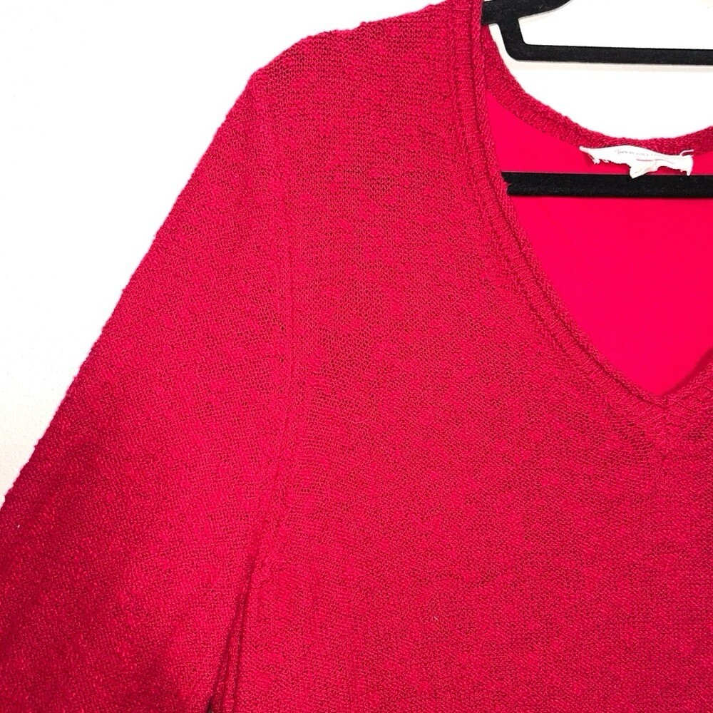 Two by Vince Camuto Solid Red Split Back V-neck K… - image 3
