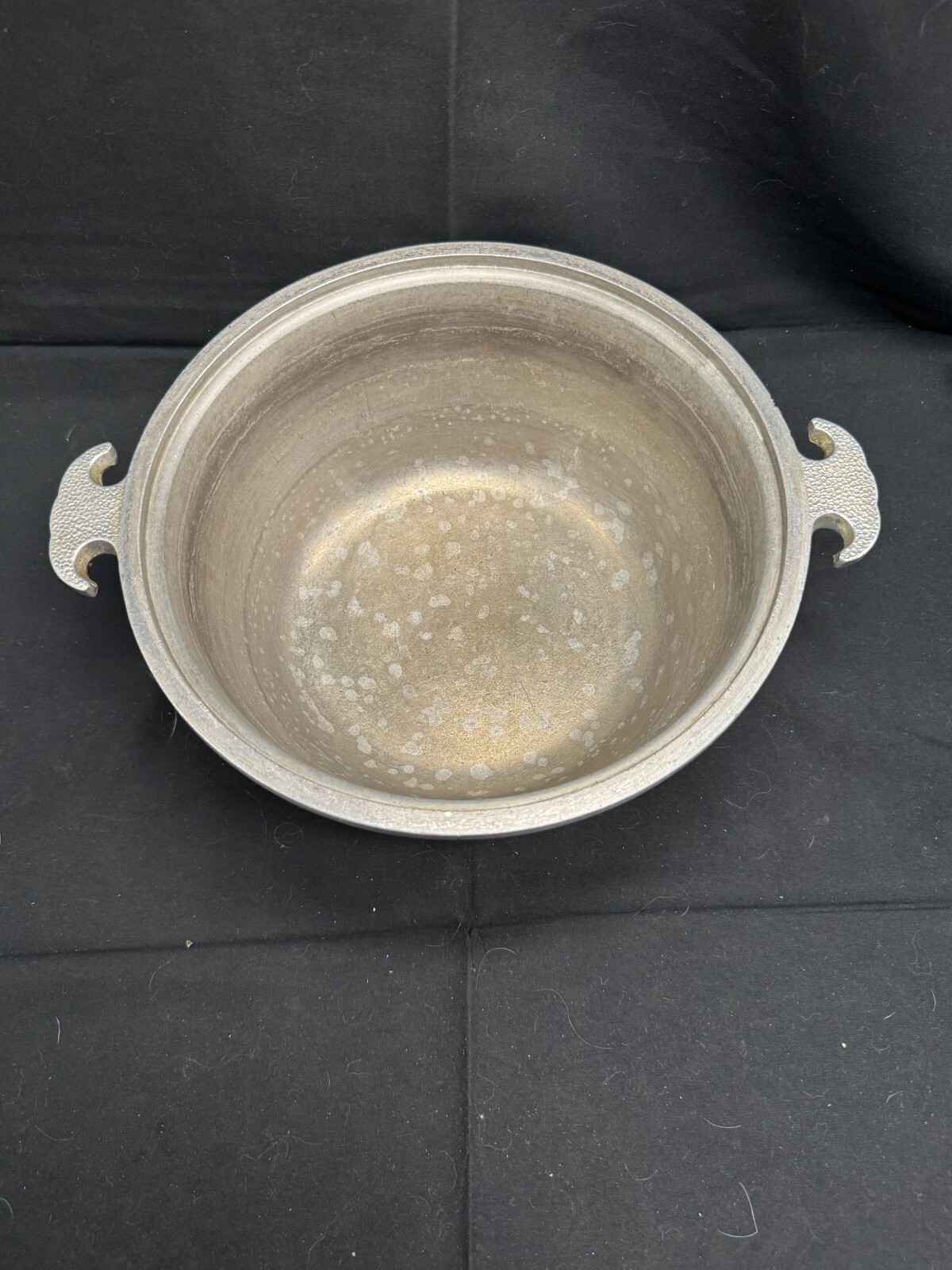 Vintage Guardian Service 9" Hammered Aluminum Dutch Oven Pot No lid
