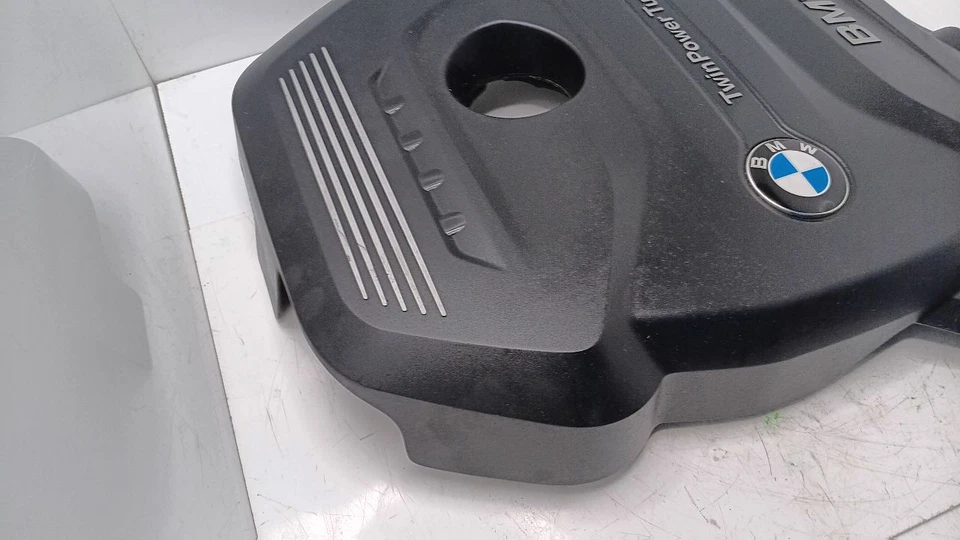Engine Appearance Cover 2017 BMW 330i   111216208310 - Изображение 4 из 4