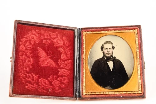 Ambrotype of a Young Gentleman in 1/6 Plate Wood Composite Union Case V23