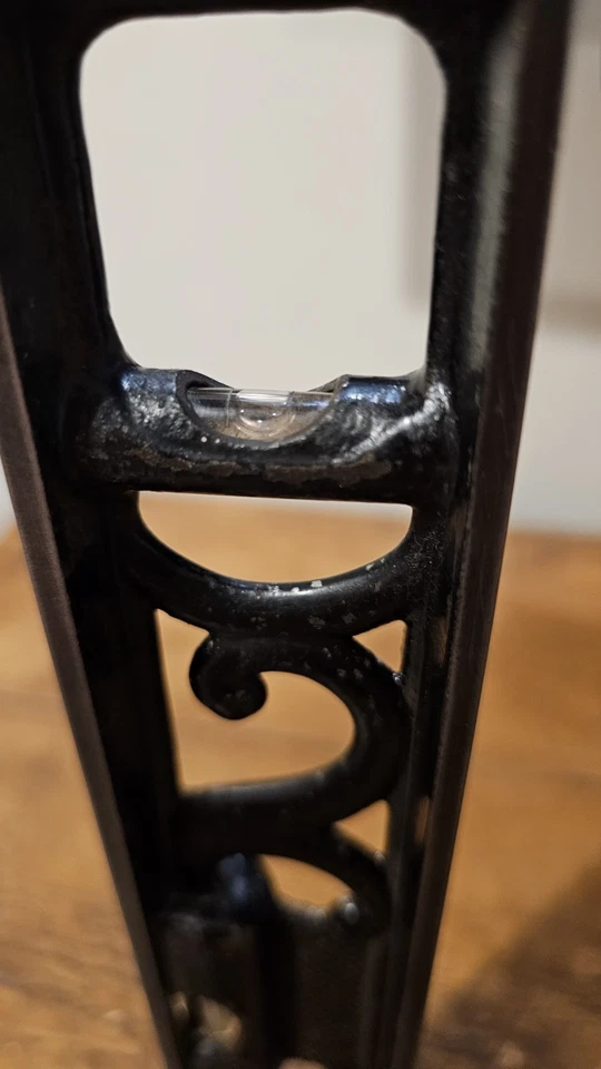 Vintage Starrett (LSS Co, Atholl Mass.) Cast Iron Level. Made in USA. *Read* - Image 3 of 4