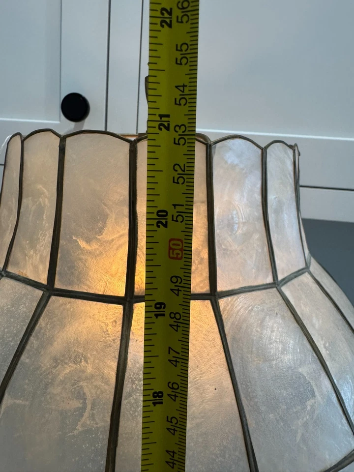 Vintage 1970s Brass Neoclassical Style Table Lamp Trophy Urn Capiz Shell Shade - Image 3 of 4