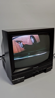 Panasonic CT-1381Y 13