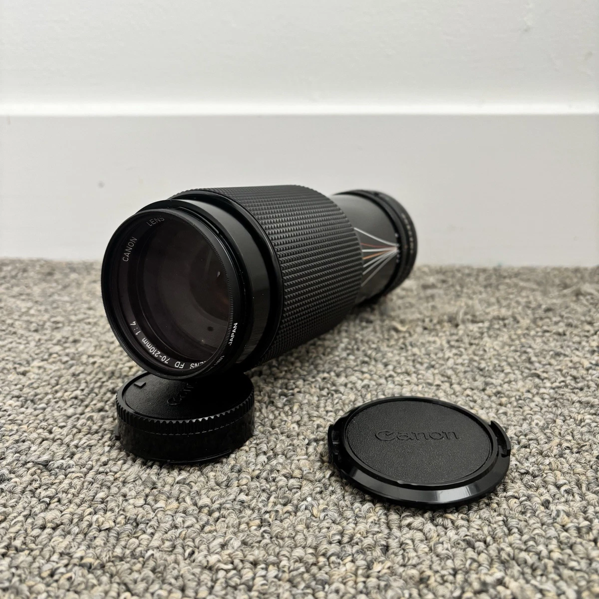 CANON ZOOM NEW FD 70-210mm F4 カビ曇りなし#322 Amazon.com : Canon FD 70-210mm f/4.0 Zoom Lens (Renewed) : Camera