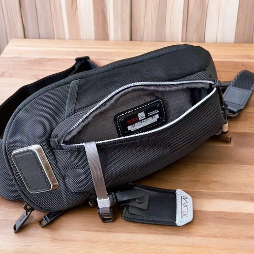 TUMI ALPHA BRAVO Esports Pro Sling Crossbody Bag Black Outlet products #882 - Picture 7 of 9