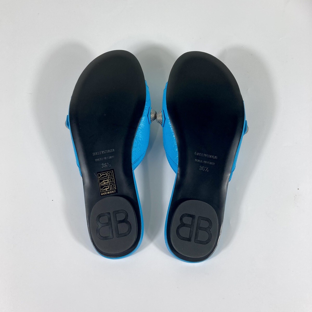 【Balenciaga】CAGOLE SANDAL FLAT◆694342WAD4E Balenciaga Cagole Sandal - Free Shipping | DSW