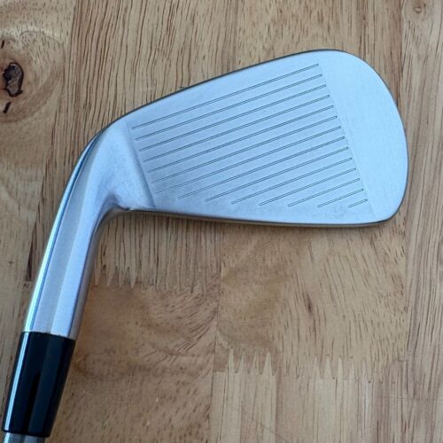 COBRA KING TOUR 2023 4 IRON - Picture 3 of 7