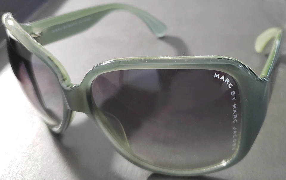 Gafas de sol Marc by Marc MMJ030/S LHO LF verdes - venta al por menor $190 (58% de descuento) Foto 3 de 4
