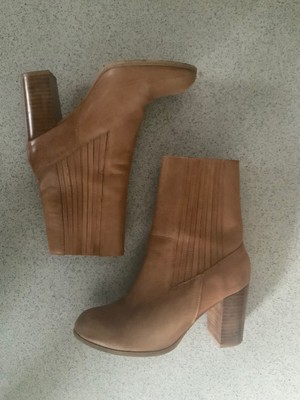 tan leather heels uk