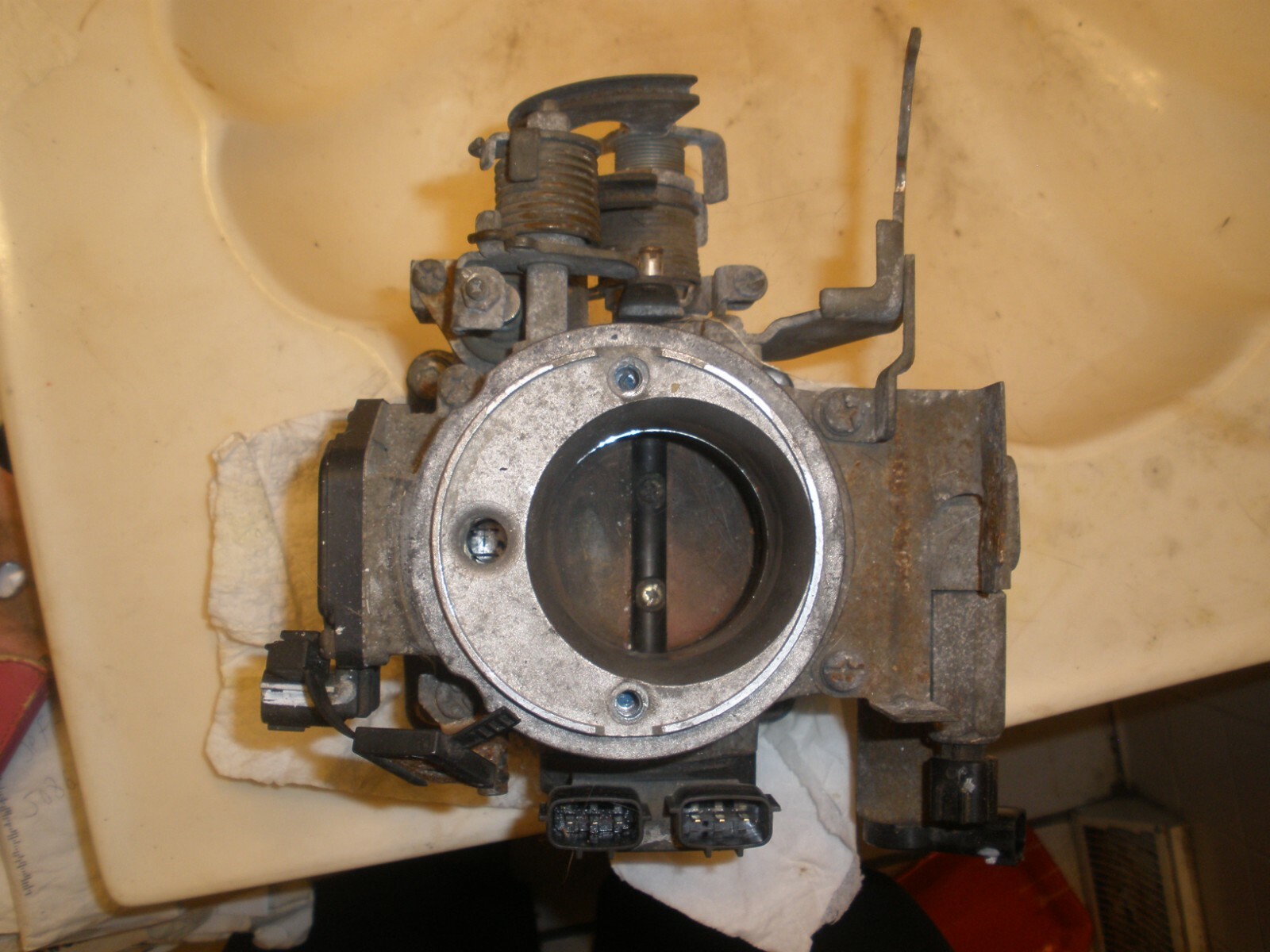 Nissan Frontier Throttle Body Carb 2.4 4 CYLINDER 5 SPEED Manual eBay