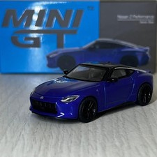 MINI GT Nissan Fairlady Z RZ34 1/64