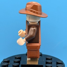 LEGO: Indiana Jones (IAJ001) - From Indiana Jones Set 7623 (2008) - RETIRED! HTF