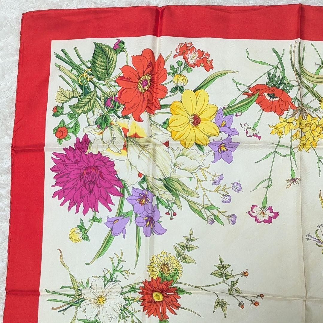 GUCCI Large Scarf Floral Butterfly 100% Silk Italy Red and Multicolor　87cm×87cm thumbnail 3