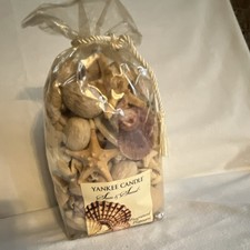 Yankee Candle Sun & Sand Fragranced Potpourri...