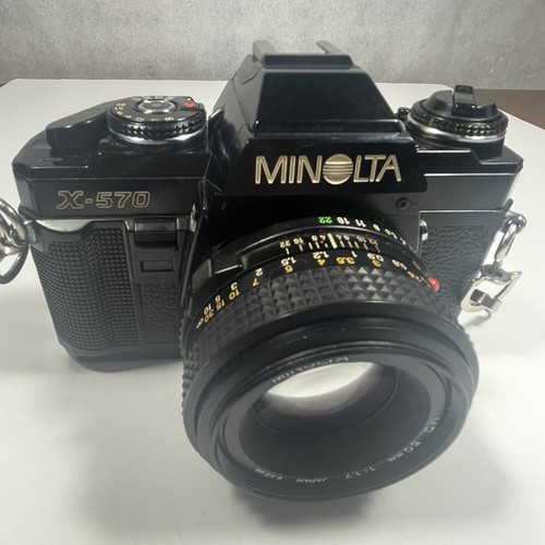 Minolta X-570 35mm film SLR camera with Minolta MD 50mm f/1.7 lens - Picture 12 of 12