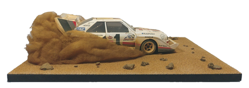 Audi Quattro S1 Walter Röhrl Winner Rallye Pikes Peak 1987 Diorama 1:18 - Picture 2 of 13