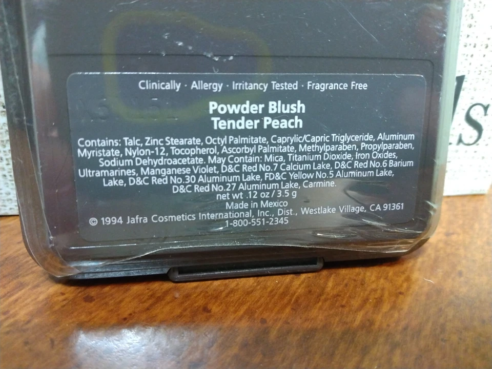 Rubor en polvo Jafra melocotón tierno .12 oz NUEVO SELLADO Foto 3 de 4