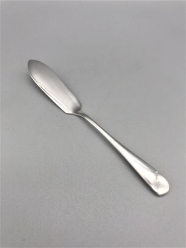 GEORGE VI STERLING SILVER BUTTER KNIFE, WALKER & HALL, SHEFFIELD, 1937 - Picture 1 of 5