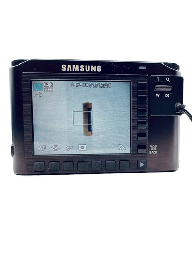 Samsung NV30 8.1MP Digital Camera, with 3x Optical Zoom O880 - Picture 3 of 7