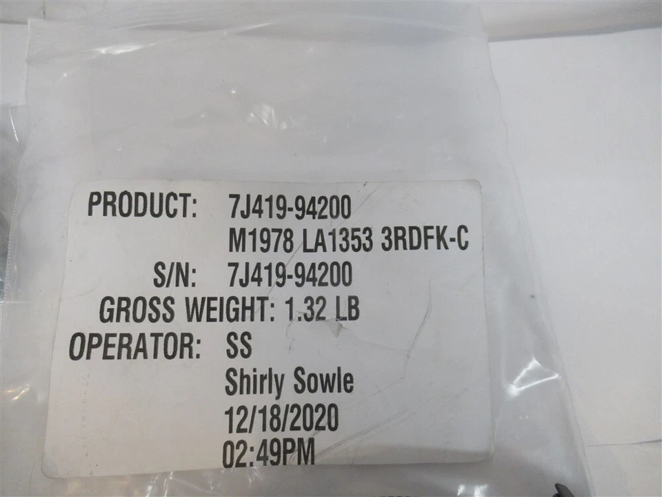 Kubota 7J292-94000 / 7J419-94200, 3-я функция клапана оборудование и кронштейны  - Изображение 4 из 4