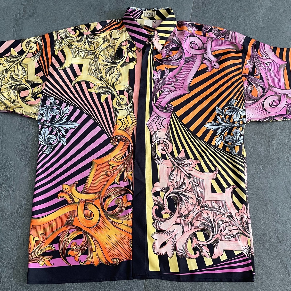 GIANNI VERSACE silk shirt Neobarocco print size IT 50 from S