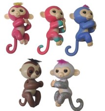 WowWee Fingerlings Lot Of 5 Monkeys Sloth Glitter Monkey All Work