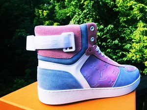 boombox sneaker boot