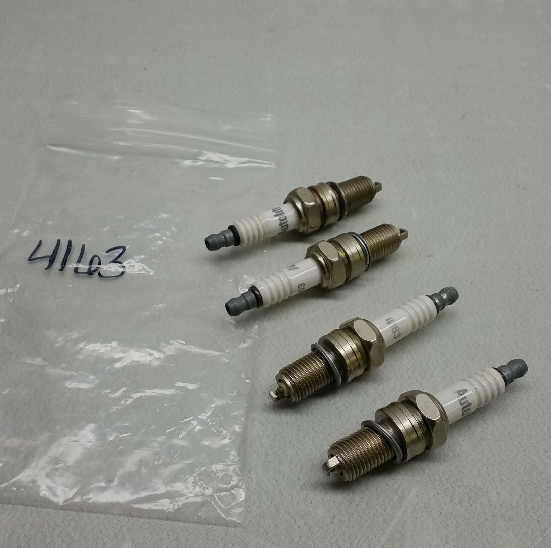 4163 Autolite Automotive Spark Plugs Quantity 4 Pieces No Box