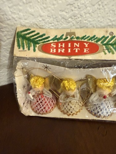 Vintage SHINY BRITE Christmas DECORATIONS Pipe Cleaner Angels NEW RARE - Picture 2 of 5