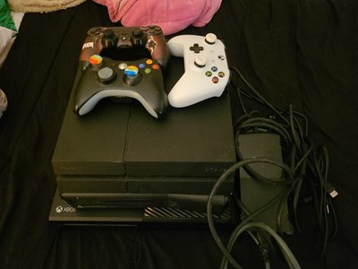 Xbox One, Xbox 360 Slim, Playstation 4. 3 Consoles, Controllers & Cords